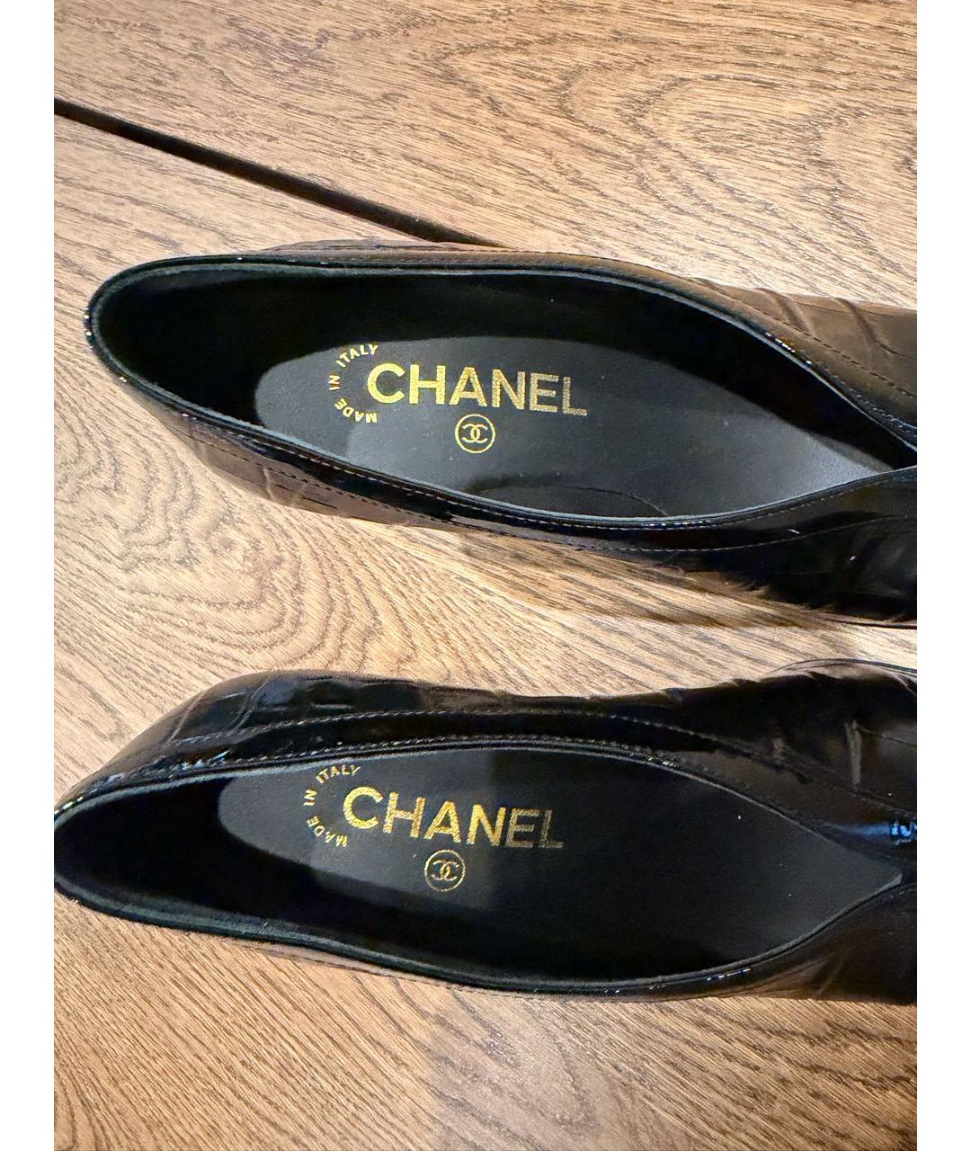 CHANEL Черные туфли из лакированной кожи, фото 4