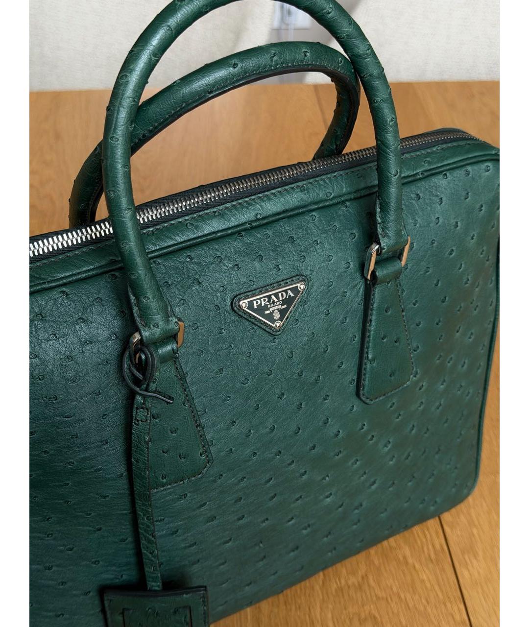 PRADA Зеленый портфель из экзотической кожи, фото 6