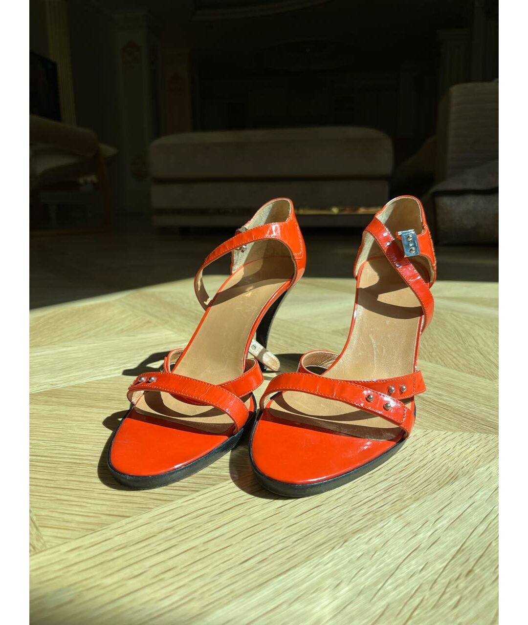 HERMES Коралловые босоножки из лакированной кожи, фото 3