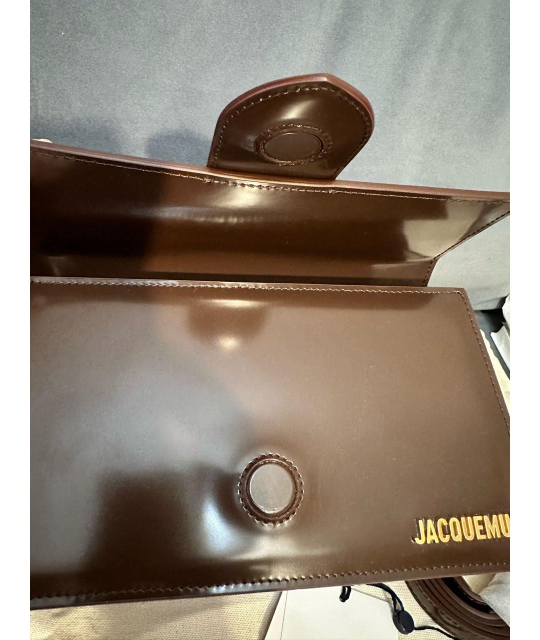 JACQUEMUS Коричневая кожаная сумка с короткими ручками, фото 6