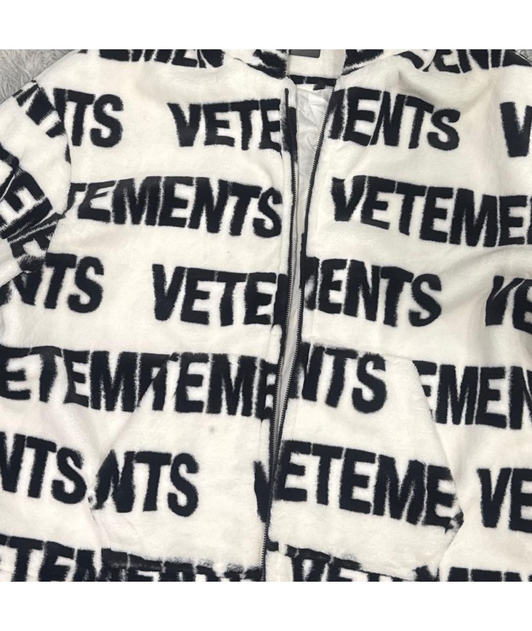 VETEMENTS Белая полиэстеровая куртка, фото 4