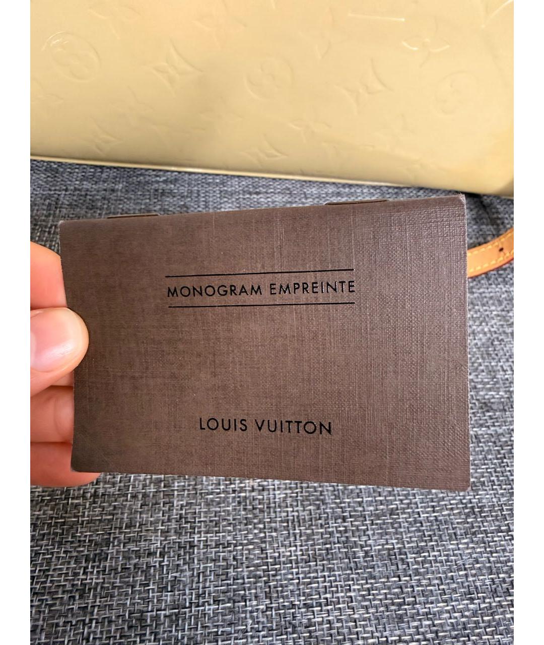 LOUIS VUITTON Бежевая сумка тоут из лакированной кожи, фото 7