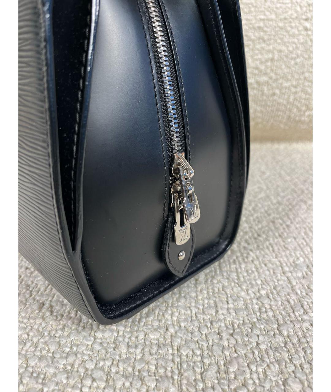 LOUIS VUITTON Черная кожаная сумка с короткими ручками, фото 7