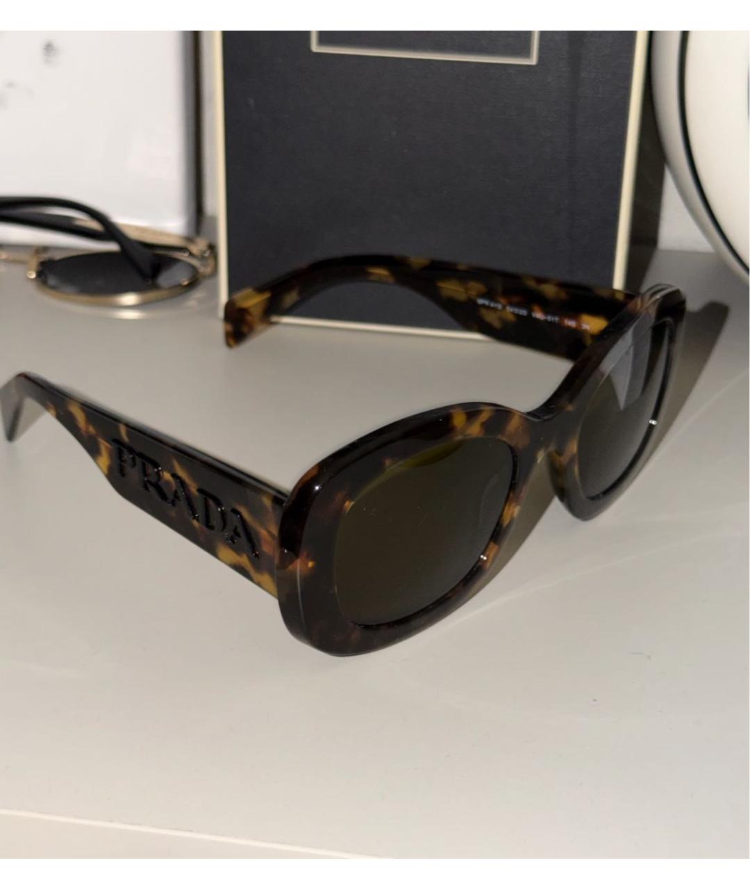 PRADA Коричневые солнцезащитные очки, фото 2