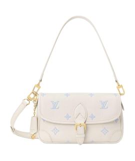 LOUIS VUITTON Сумка через плечо