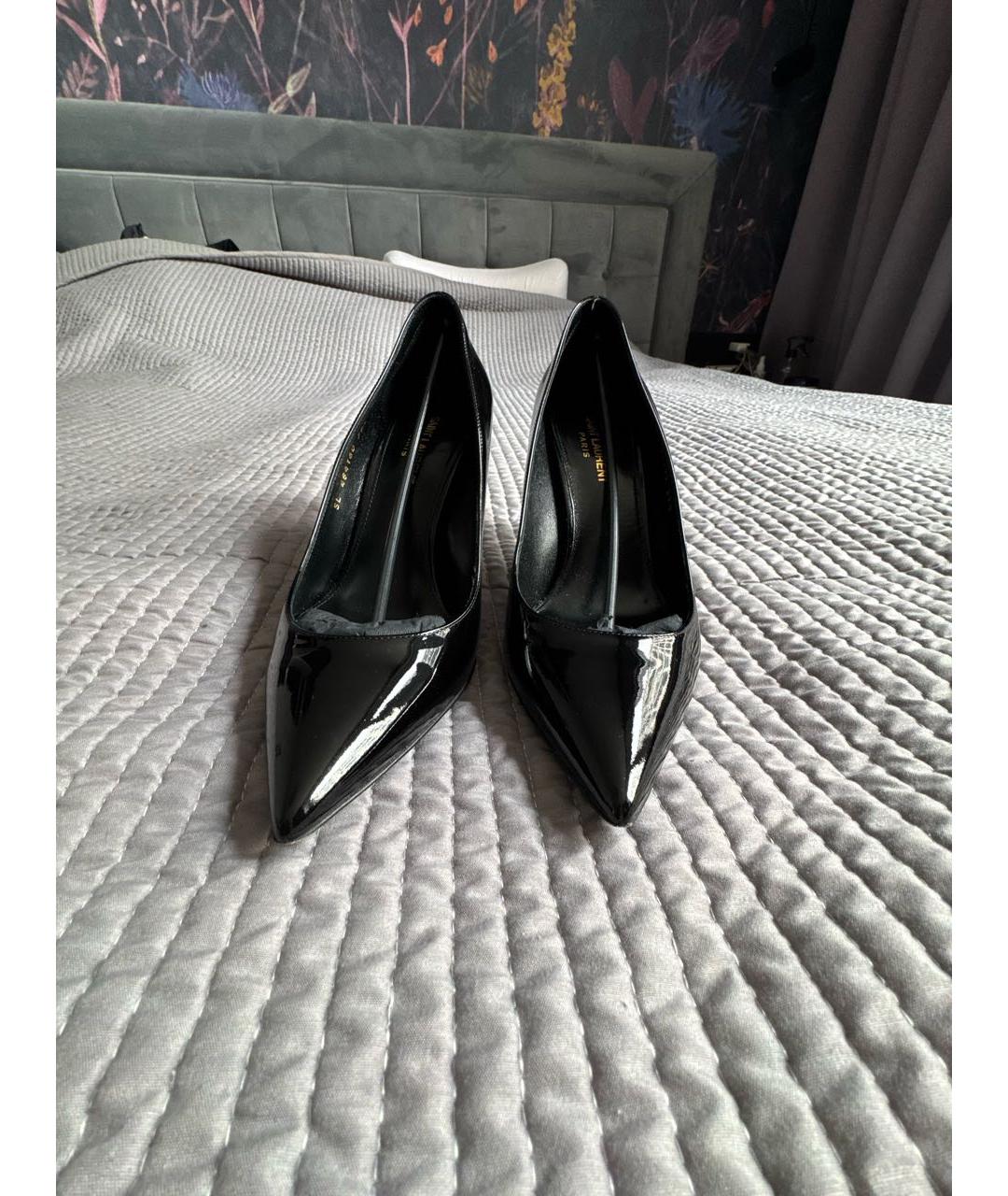 SAINT LAURENT Черные туфли из лакированной кожи, фото 2