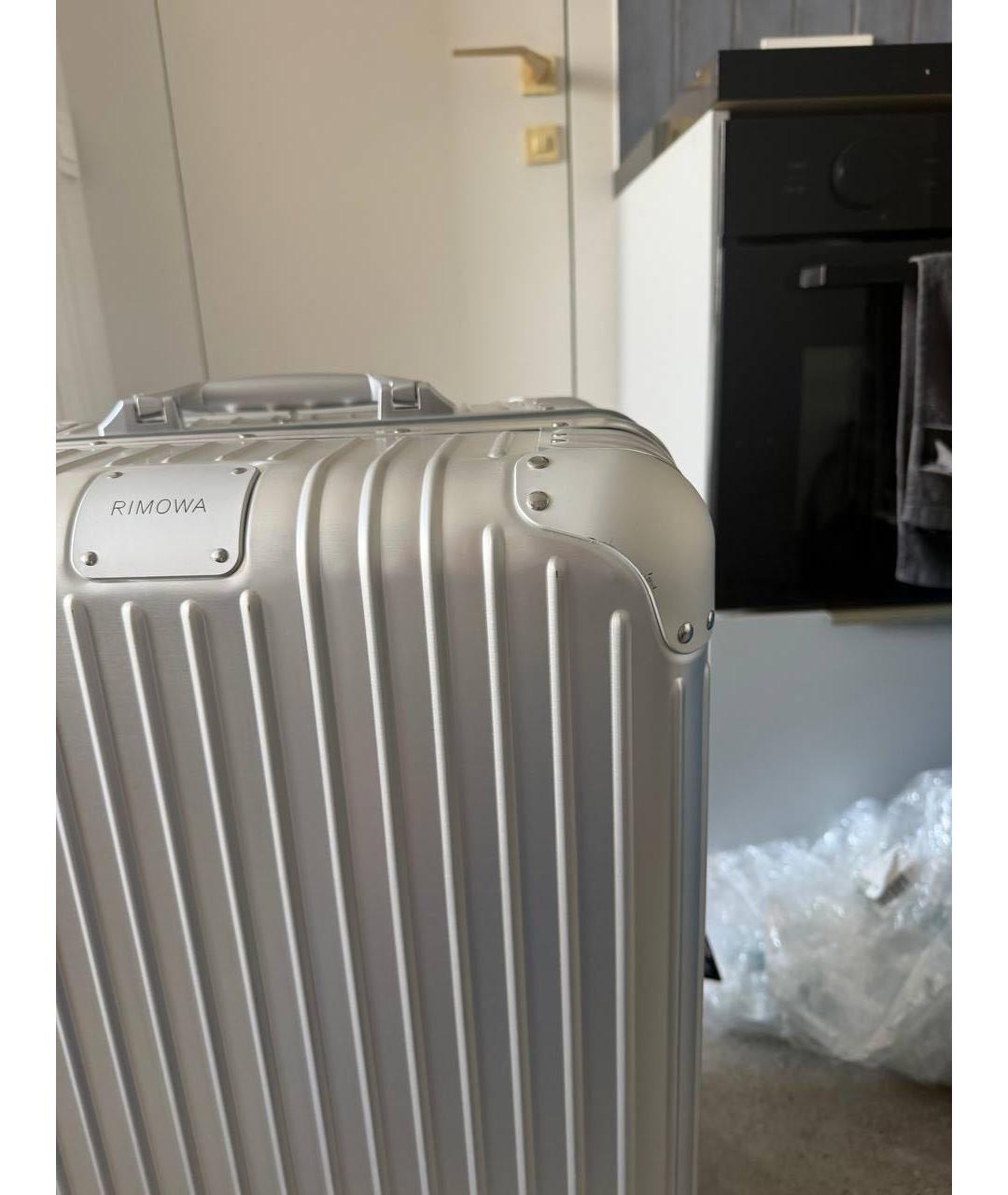 Rimowa Серебрянный чемодан, фото 5