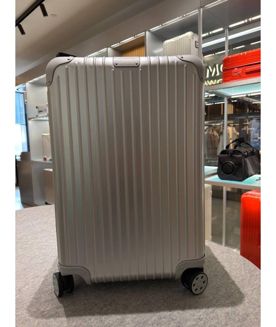 Rimowa Серебрянный чемодан, фото 3