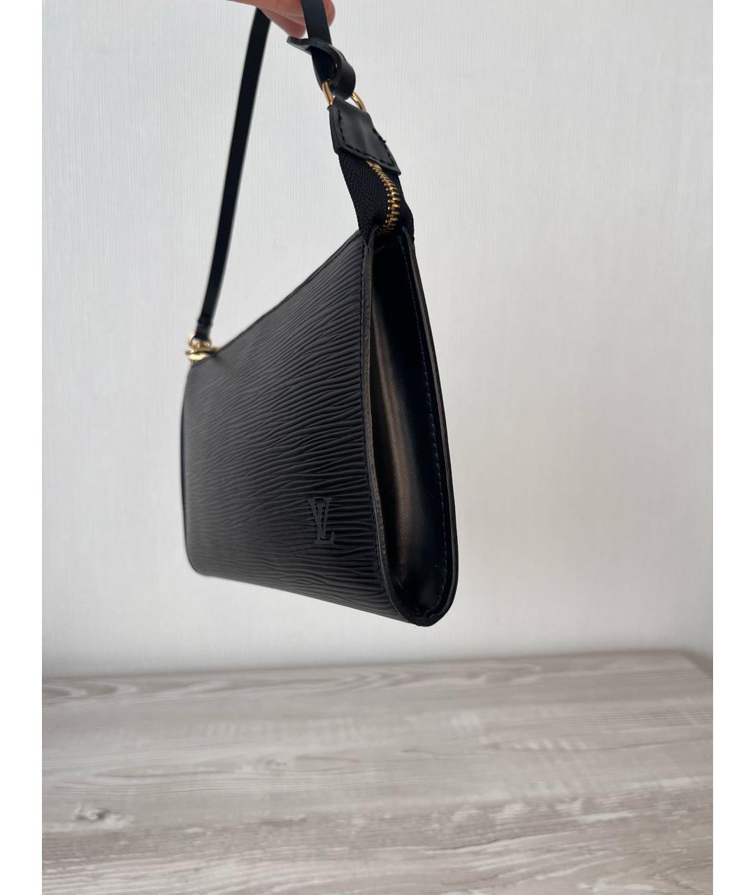 LOUIS VUITTON Черная кожаная сумка с короткими ручками, фото 6