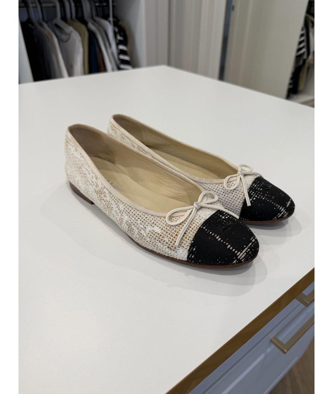 CHANEL Белые текстильные балетки, фото 3
