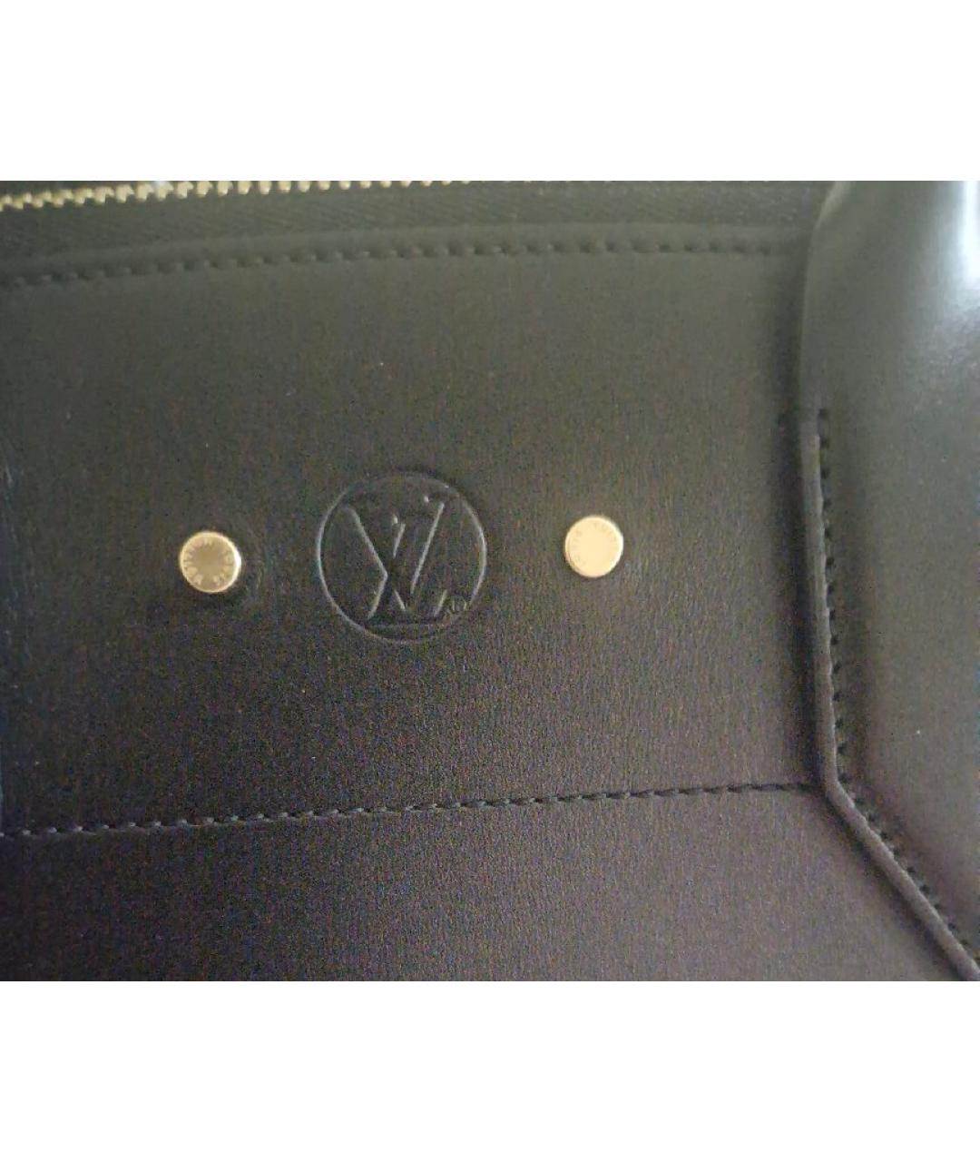 LOUIS VUITTON Черная кожаная сумка с короткими ручками, фото 8