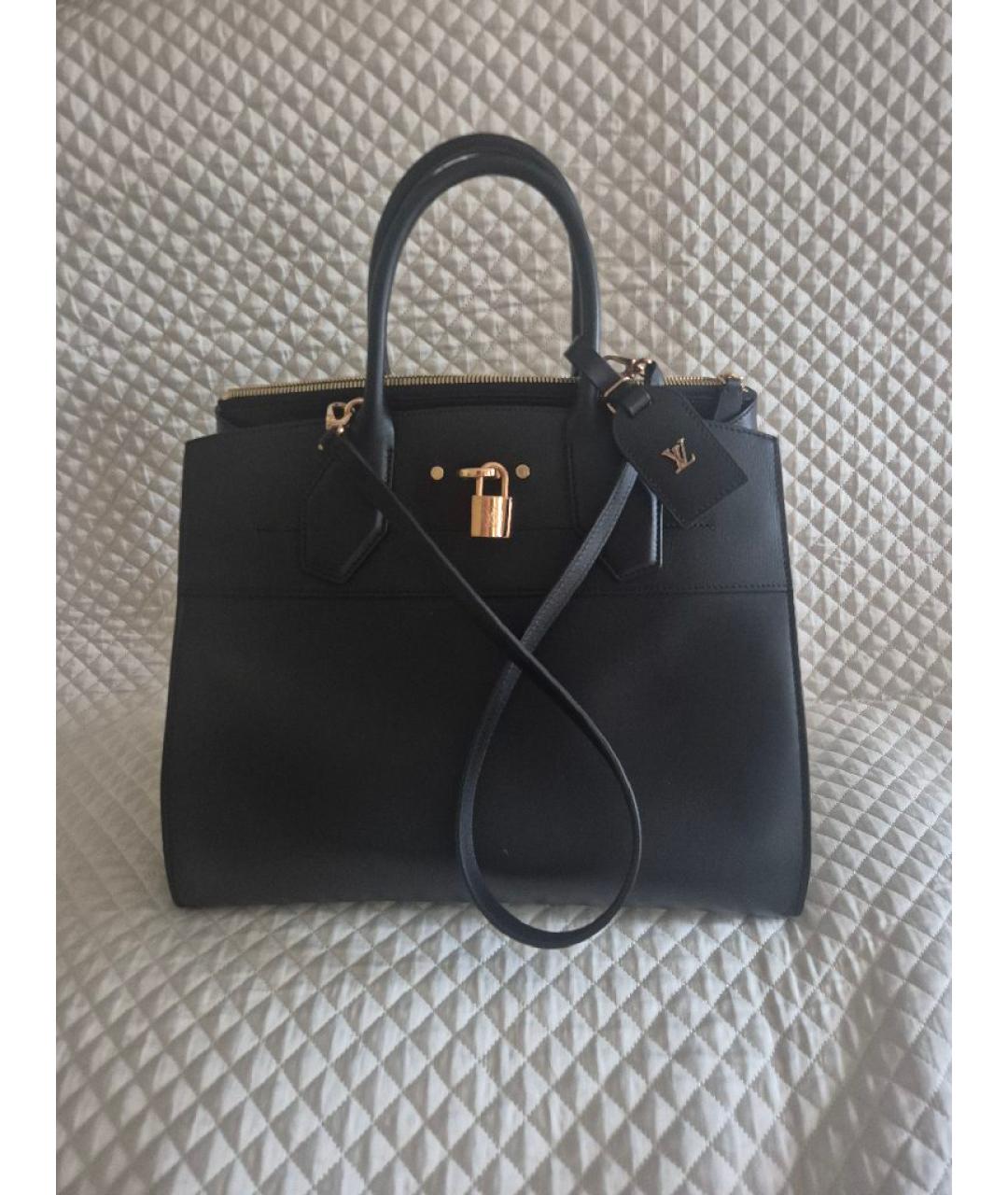 LOUIS VUITTON Черная кожаная сумка с короткими ручками, фото 9