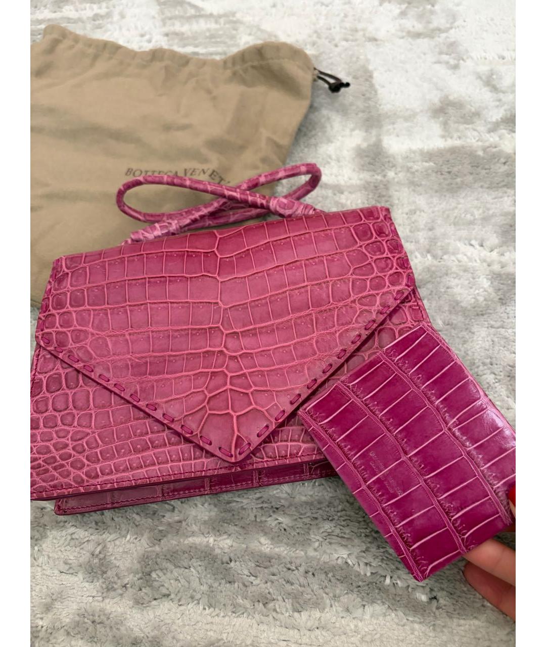 BOTTEGA VENETA Розовая сумка с короткими ручками из экзотической кожи, фото 3