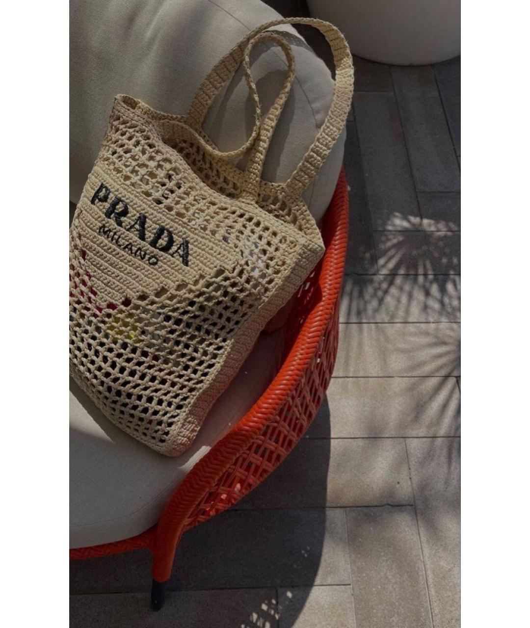 PRADA Бежевая пелетеная пляжная сумка, фото 6