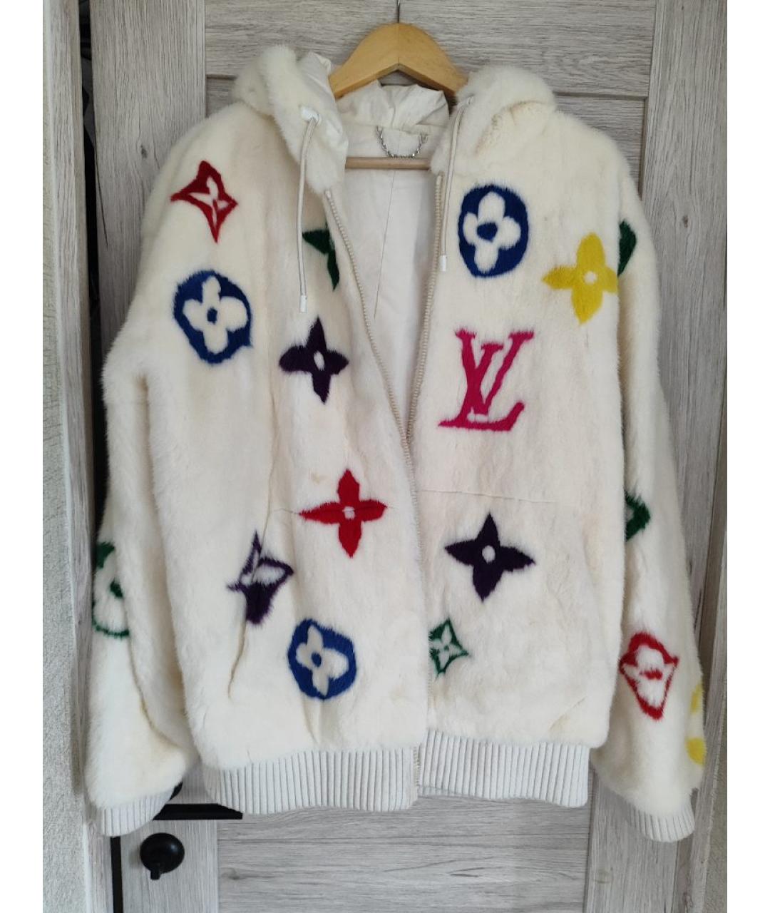 LOUIS VUITTON BEAUTY Белая меховая шуба, фото 7