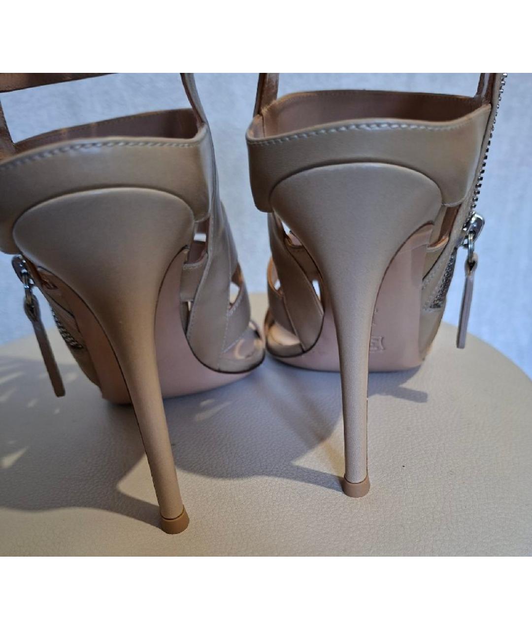 GIANVITO ROSSI Бежевые кожаные босоножки, фото 3