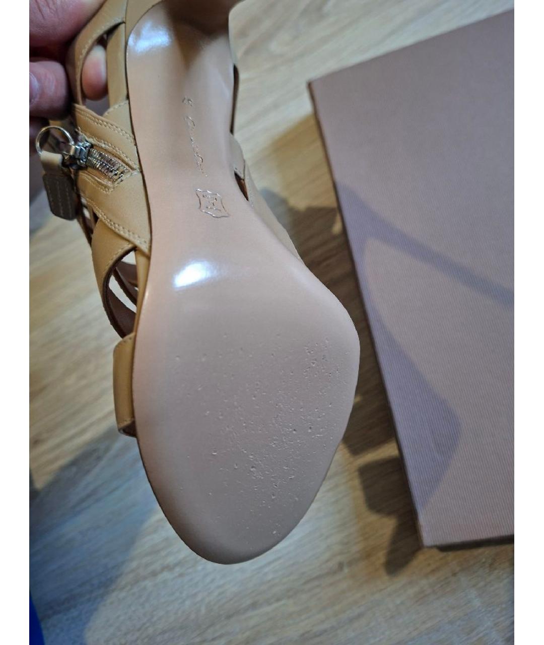 GIANVITO ROSSI Бежевые кожаные босоножки, фото 4