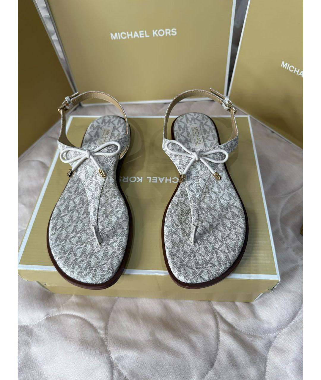 MICHAEL MICHAEL KORS Бежевые босоножки, фото 2