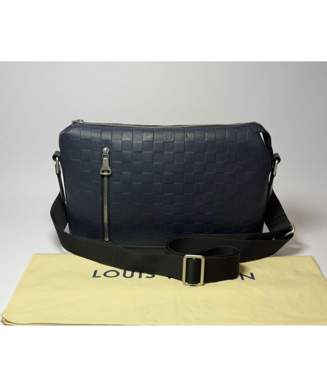LOUIS VUITTON Темно-синяя кожаная сумка на плечо, фото 9