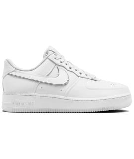 NIKE Кроссовки