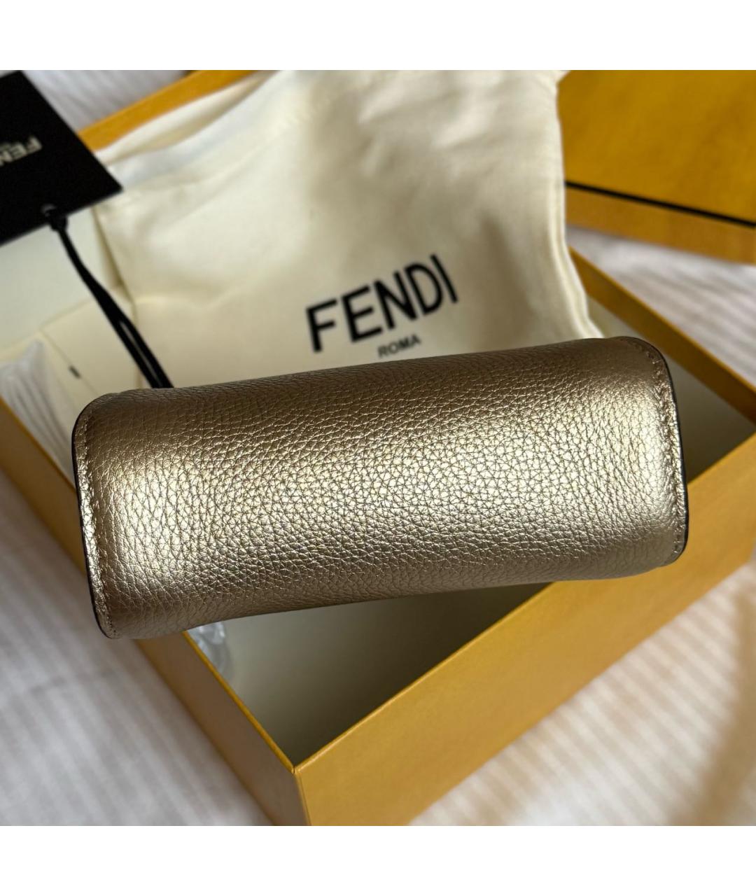FENDI Золотая кожаная сумка через плечо, фото 5