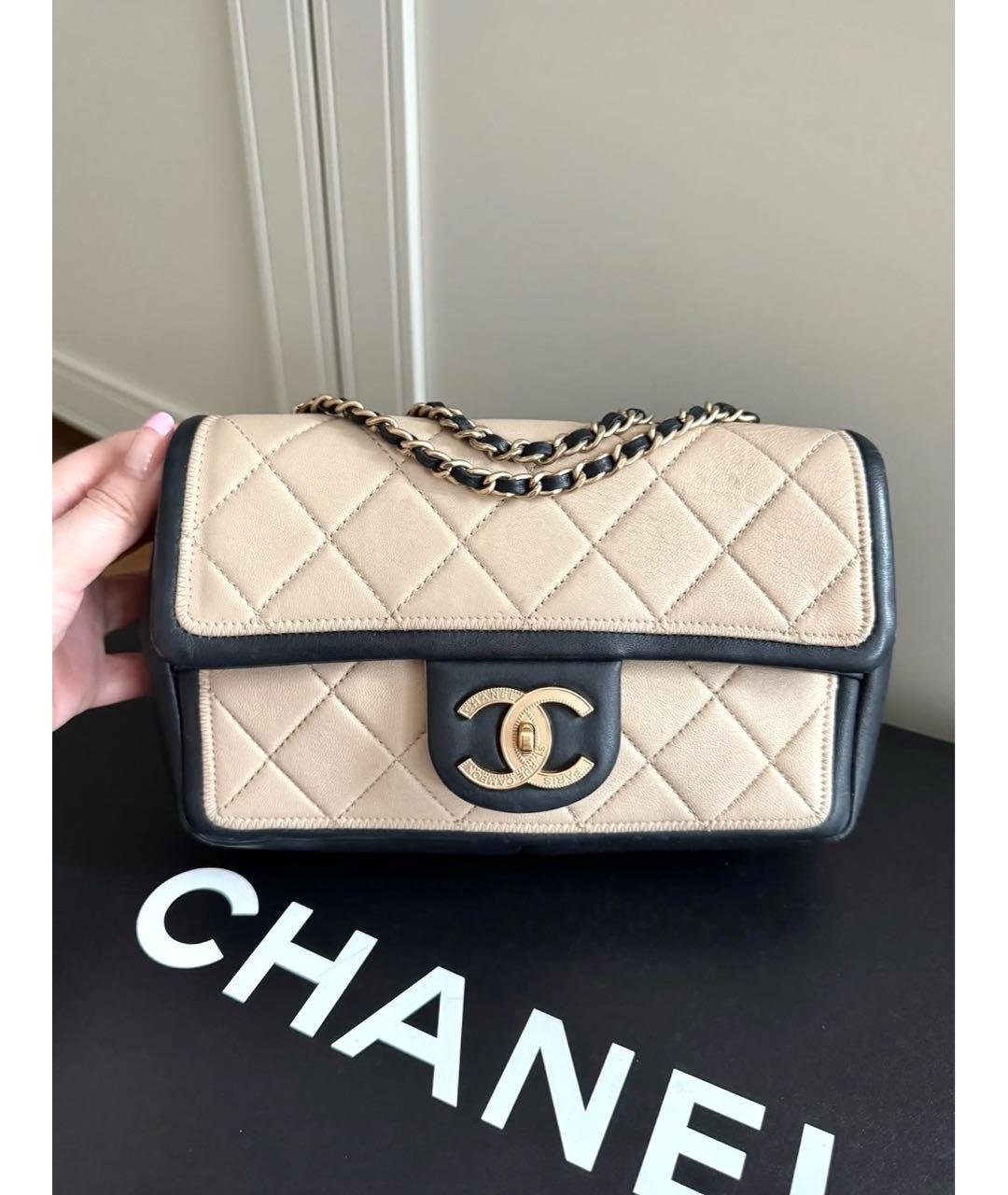 CHANEL Бежевая кожаная сумка через плечо, фото 3