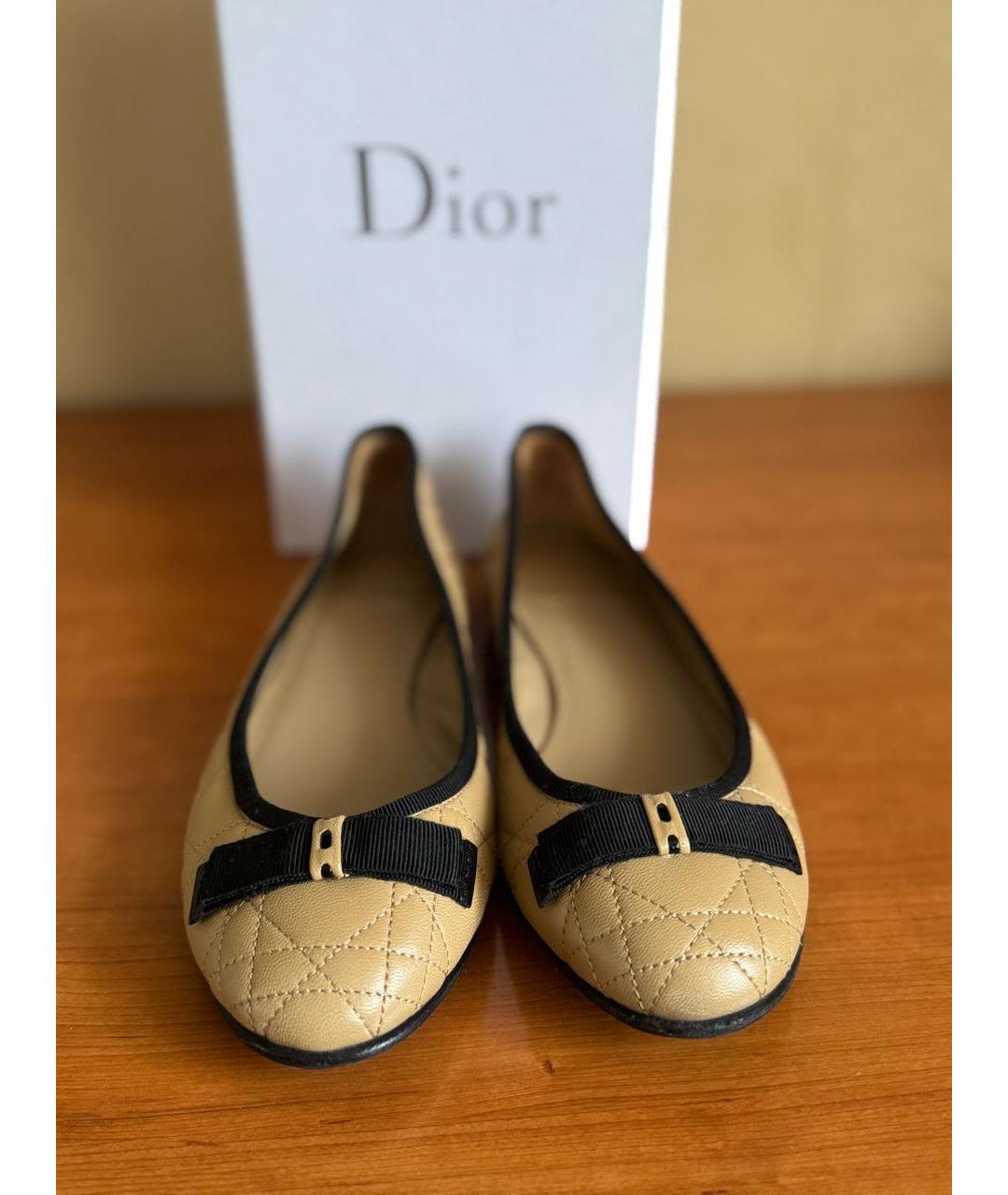 CHRISTIAN DIOR Бежевые кожаные балетки, фото 2