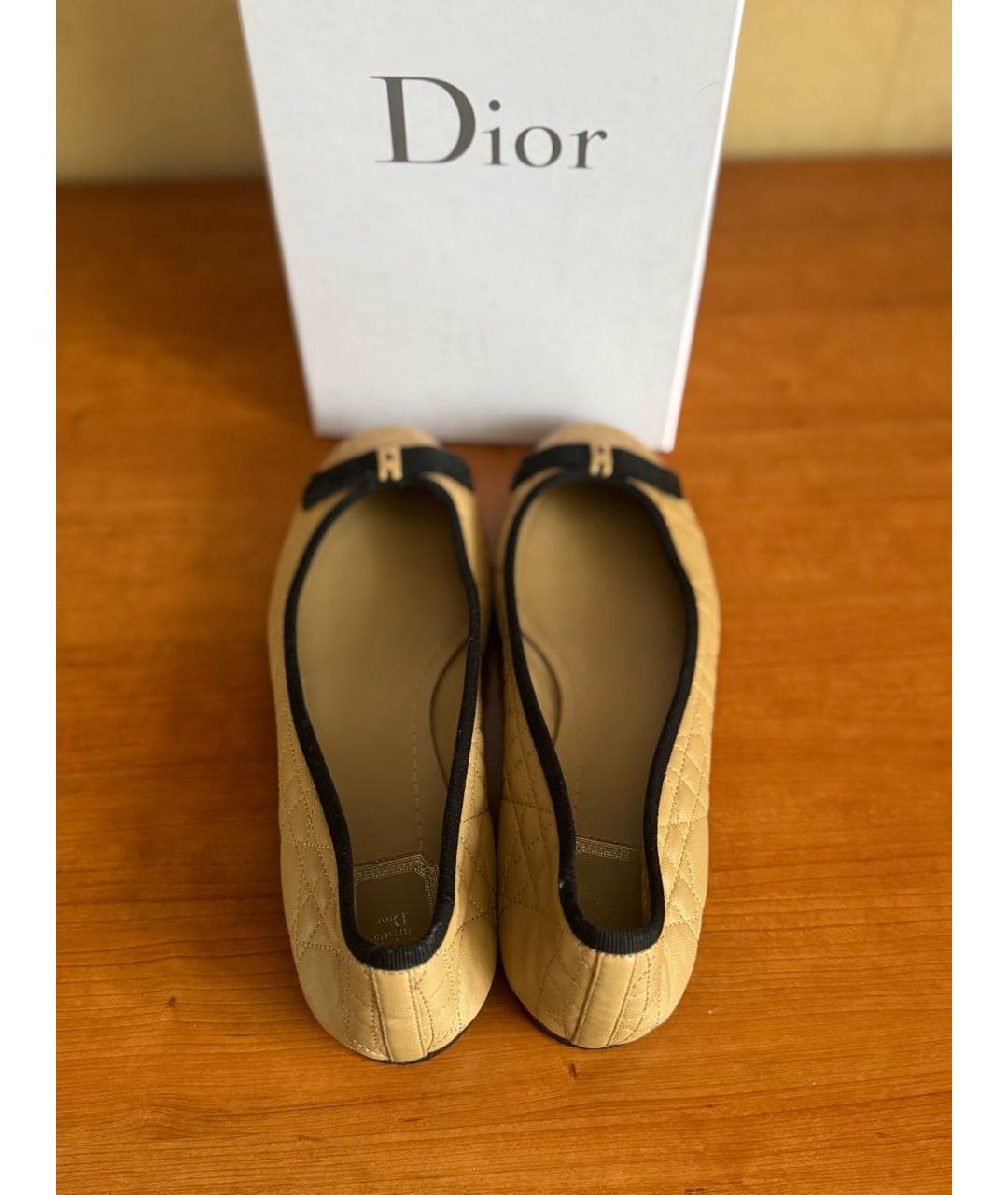 CHRISTIAN DIOR Бежевые кожаные балетки, фото 3