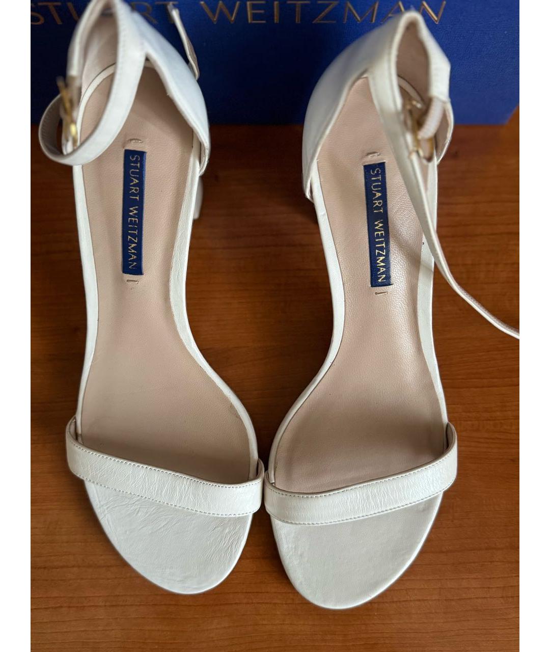 STUART WEITZMAN Белые кожаные босоножки, фото 5