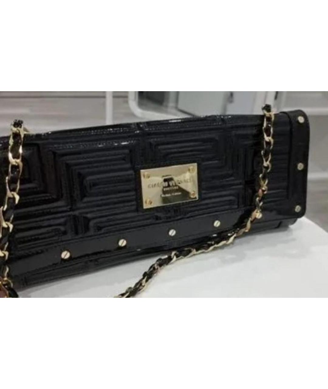 VERSACE Черная сумка через плечо из лакированной кожи, фото 2