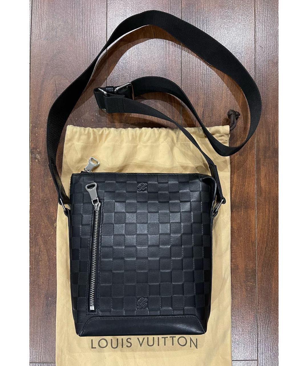 LOUIS VUITTON Черная кожаная сумка на плечо, фото 2
