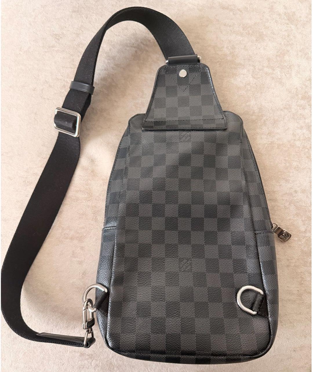 LOUIS VUITTON Антрацитовая кожаная барсетка, фото 3