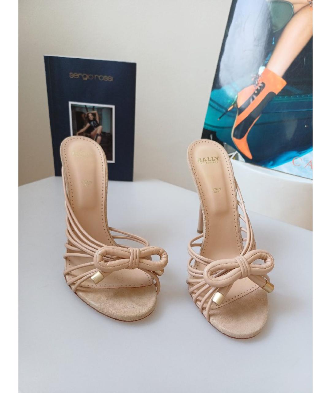 BALLY Бежевые кожаные сабо, фото 4