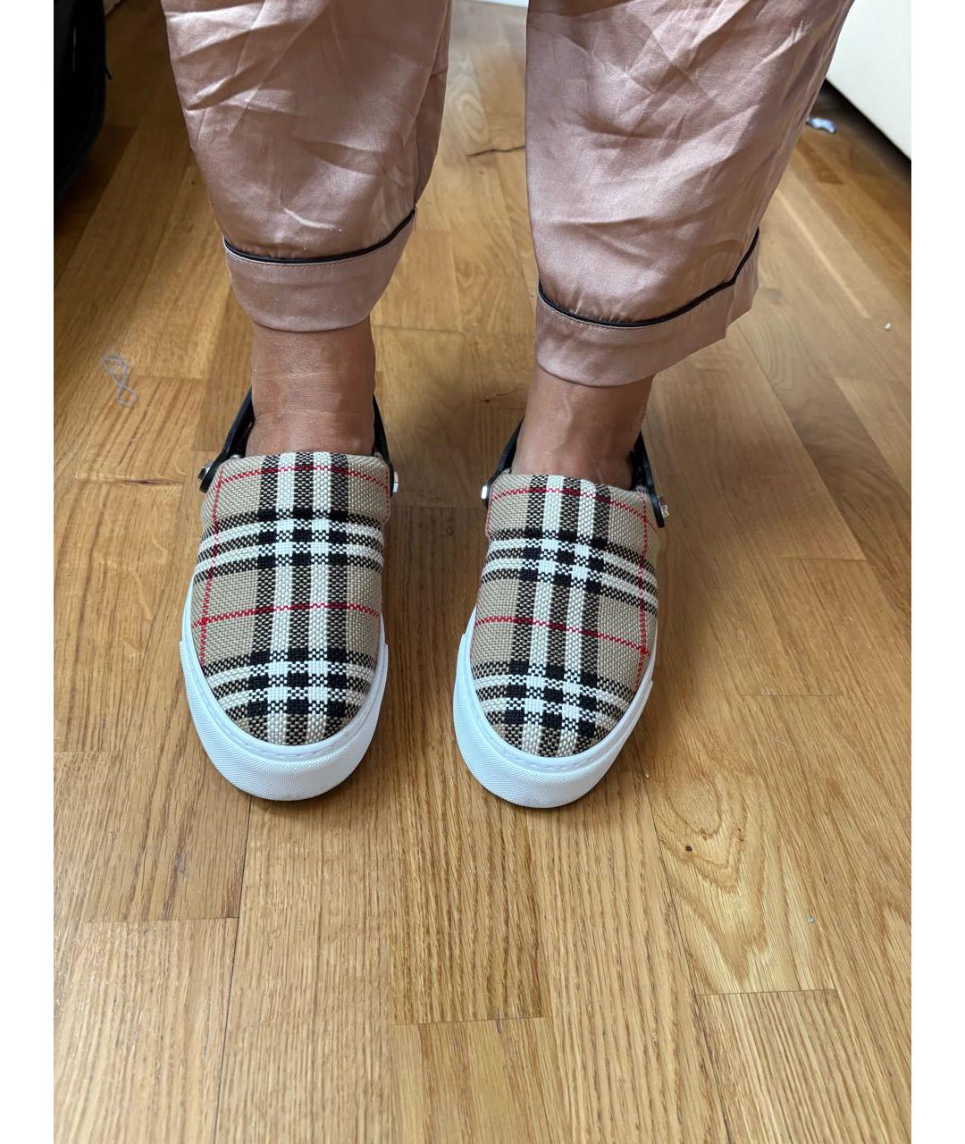 BURBERRY Бежевые текстильные мюли, фото 6