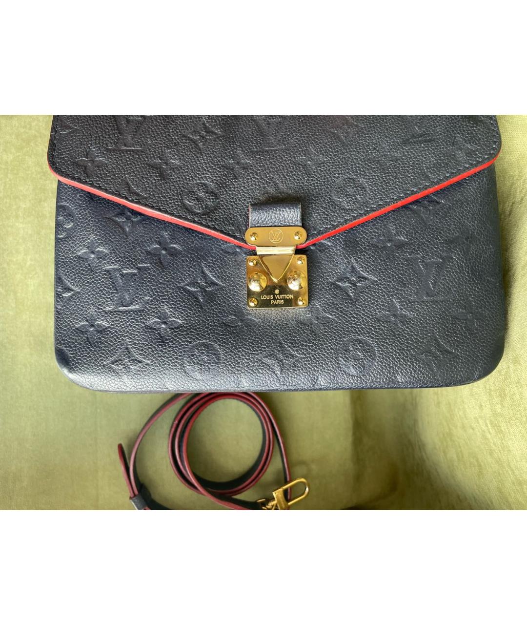 LOUIS VUITTON Темно-синяя кожаная сумка через плечо, фото 8