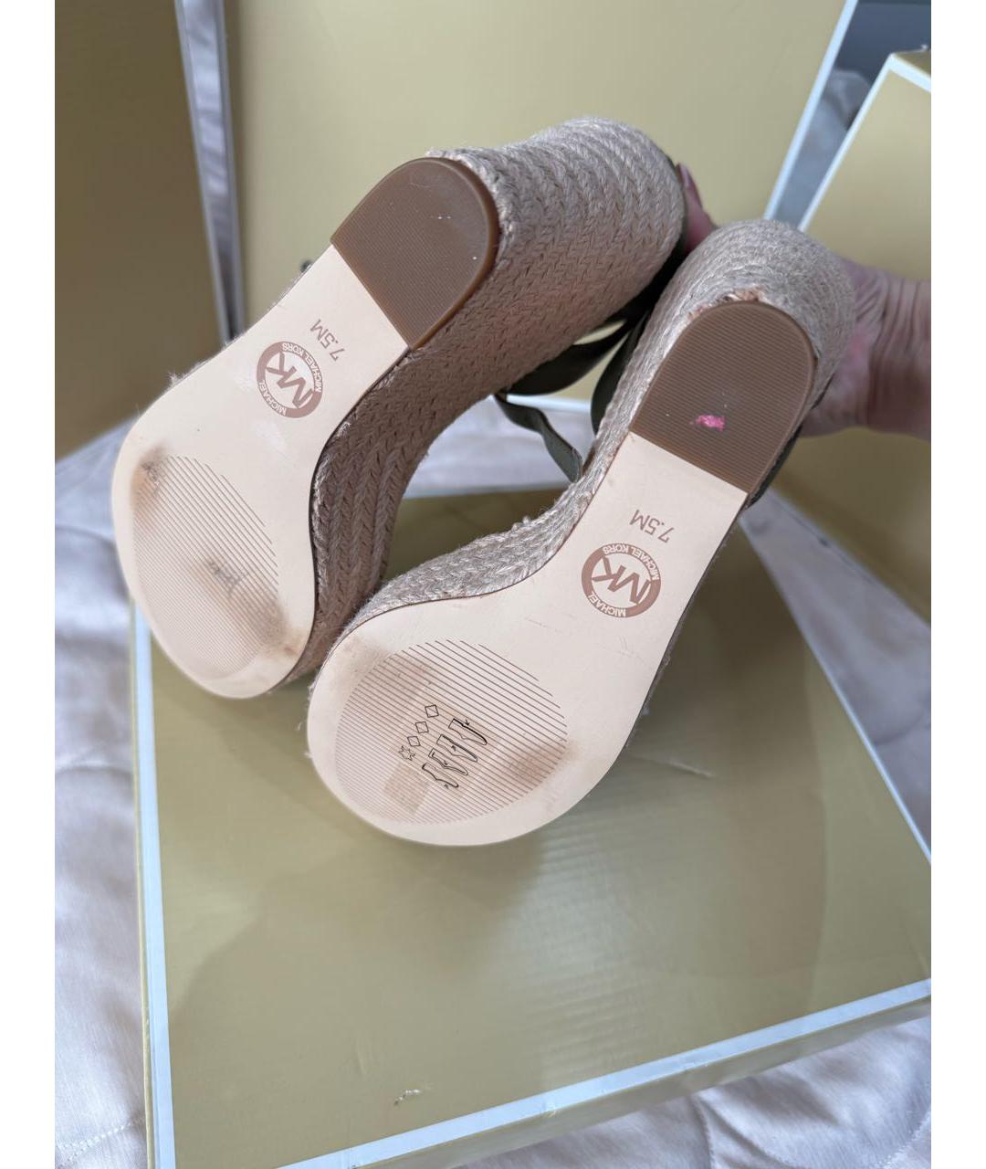 MICHAEL MICHAEL KORS Хаки кожаные босоножки, фото 5