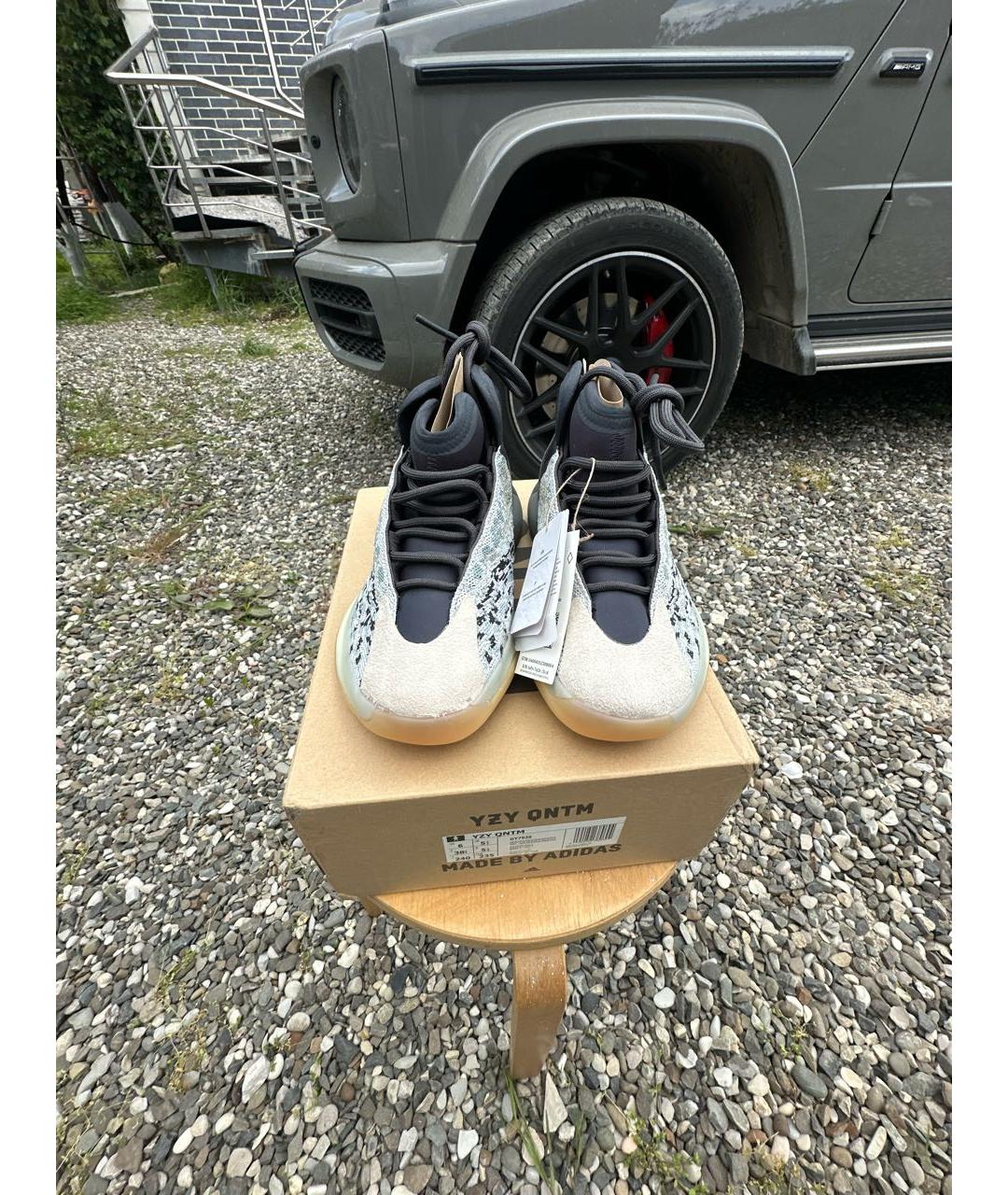 ADIDAS YEEZY Антрацитовые текстильные кроссовки, фото 2