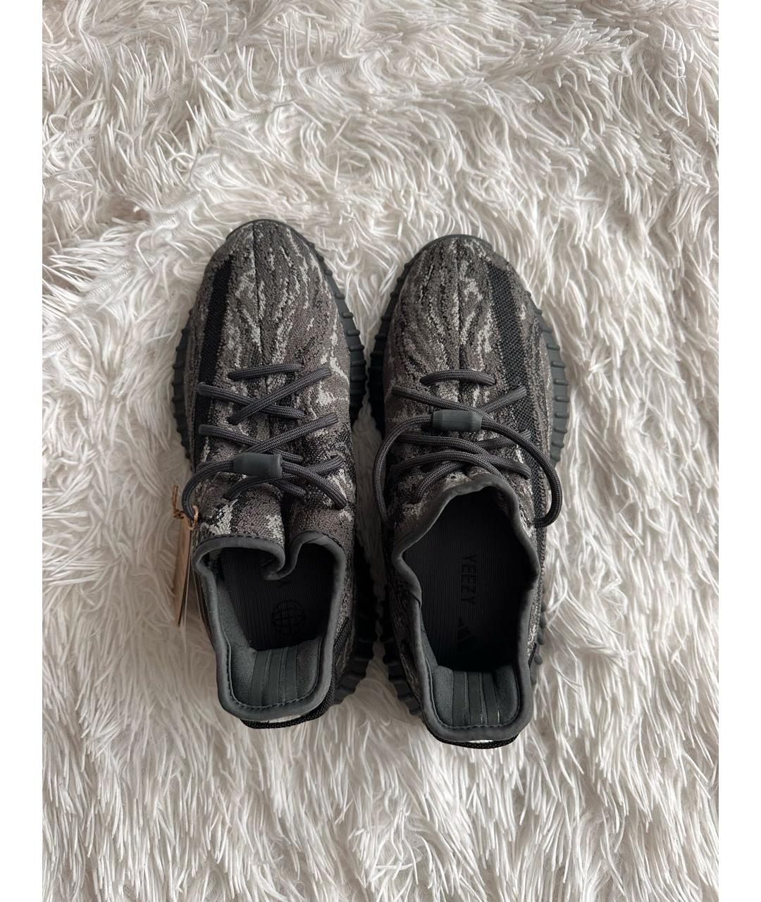 ADIDAS YEEZY Серые текстильные низкие кроссовки / кеды, фото 3