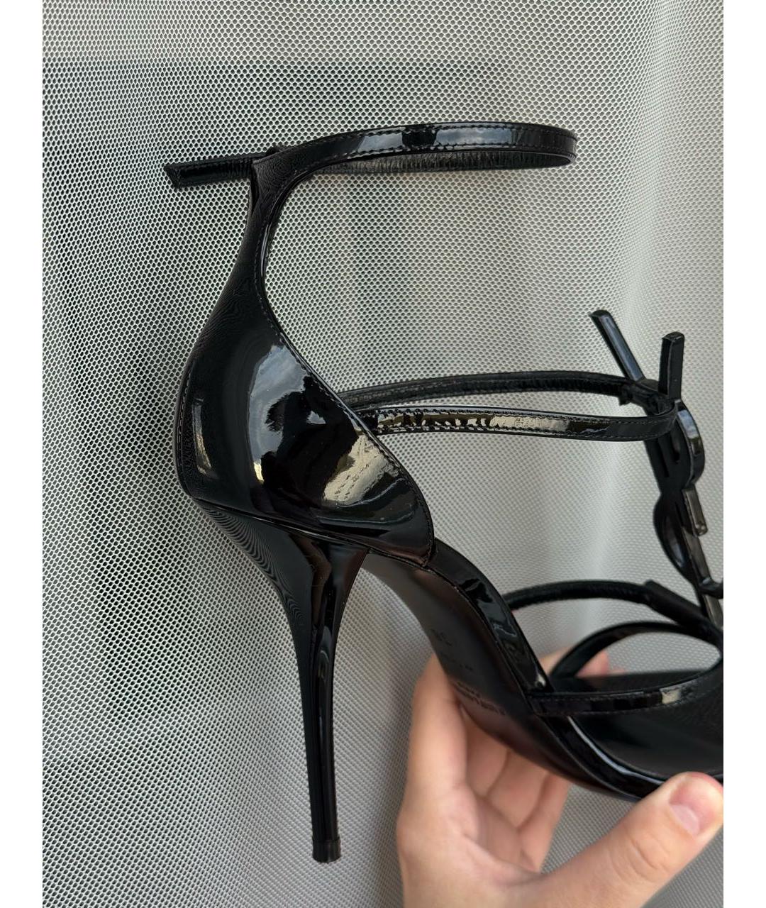 SAINT LAURENT Черные босоножки из лакированной кожи, фото 7