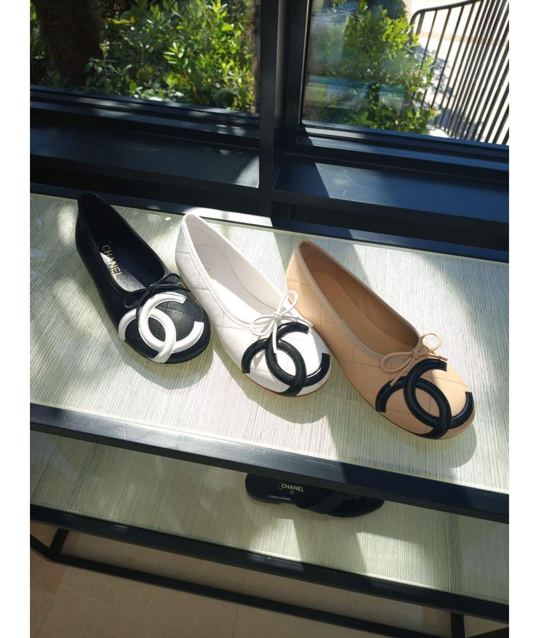 CHANEL Белые кожаные балетки, фото 6