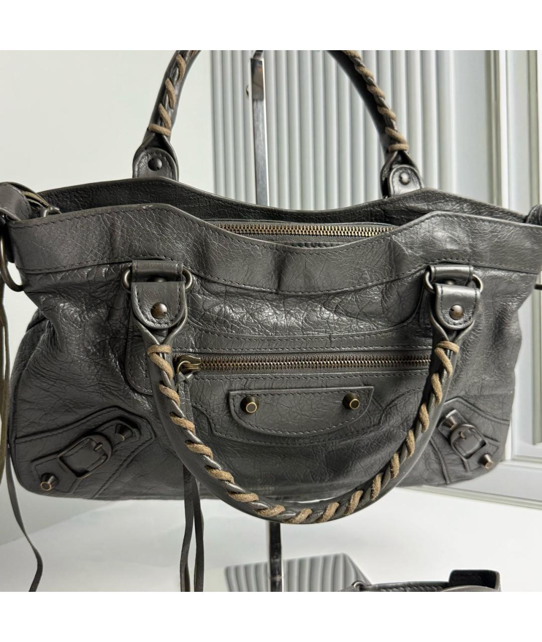 BALENCIAGA Антрацитовая кожаная сумка с короткими ручками, фото 6