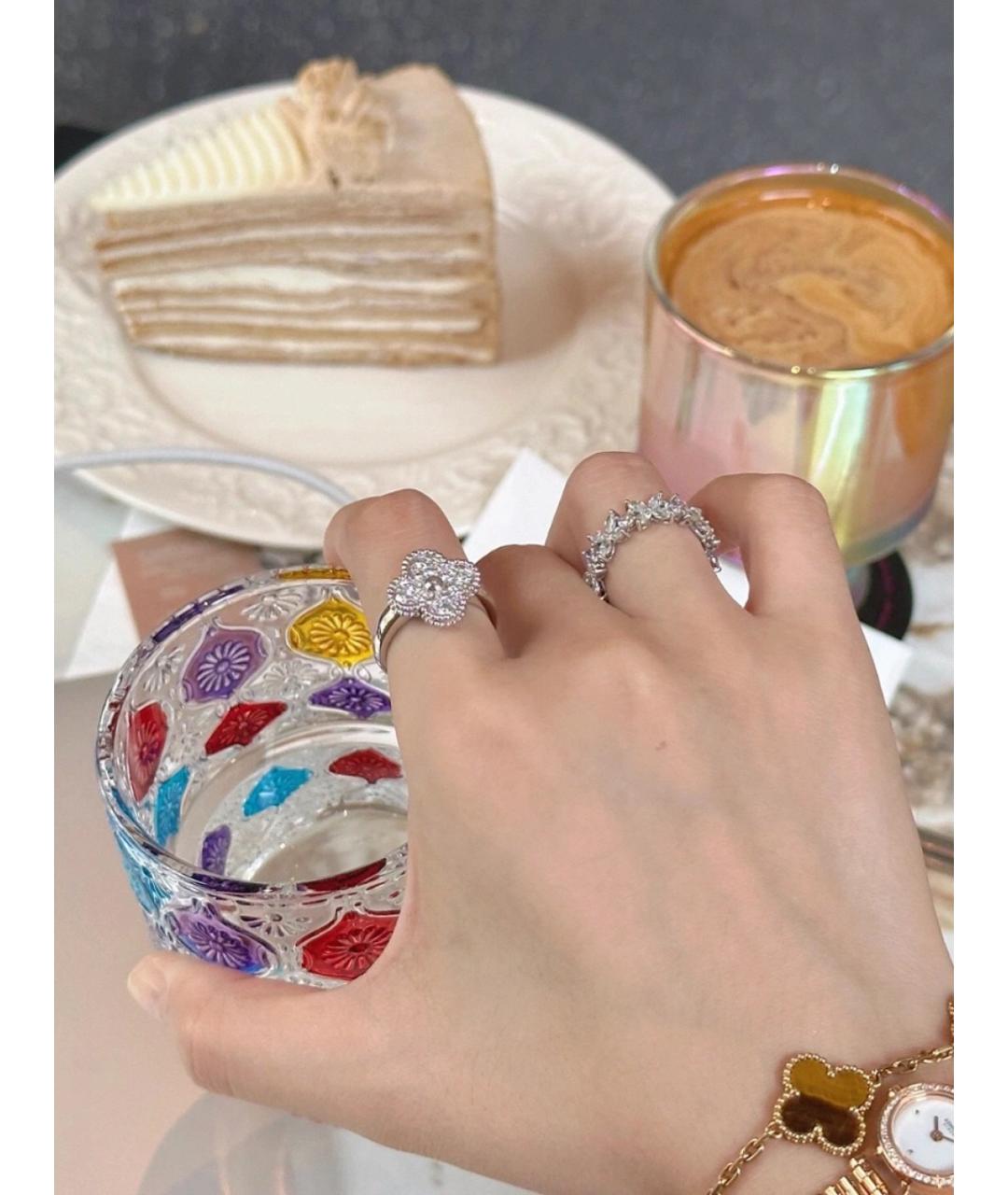 VAN CLEEF & ARPELS Серебряное кольцо из белого золота, фото 9