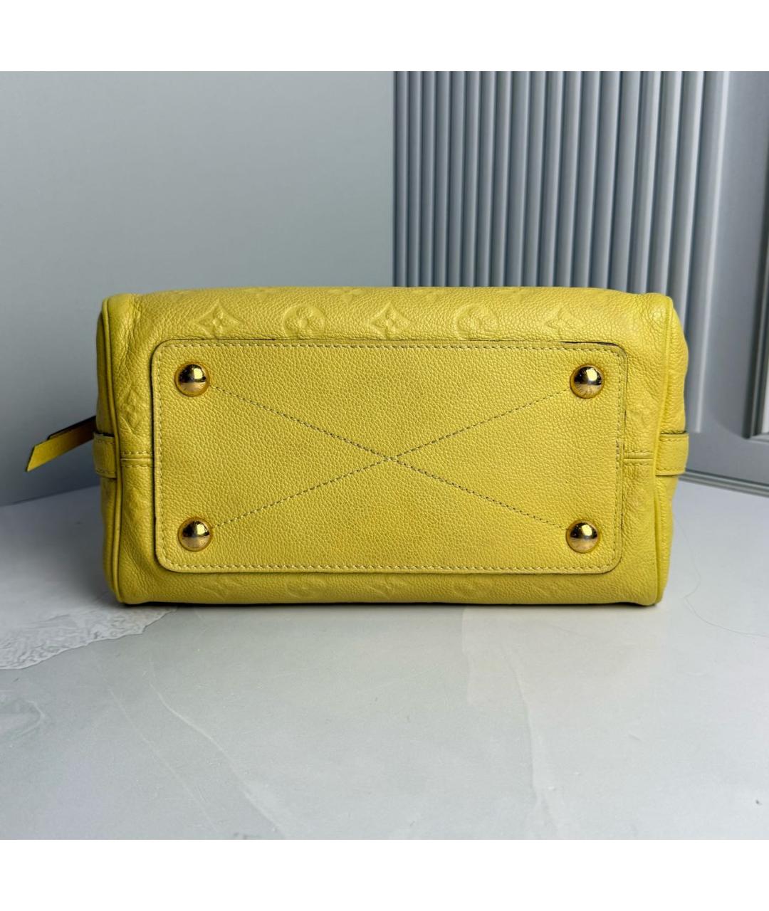 LOUIS VUITTON Желтая кожаная сумка с короткими ручками, фото 2
