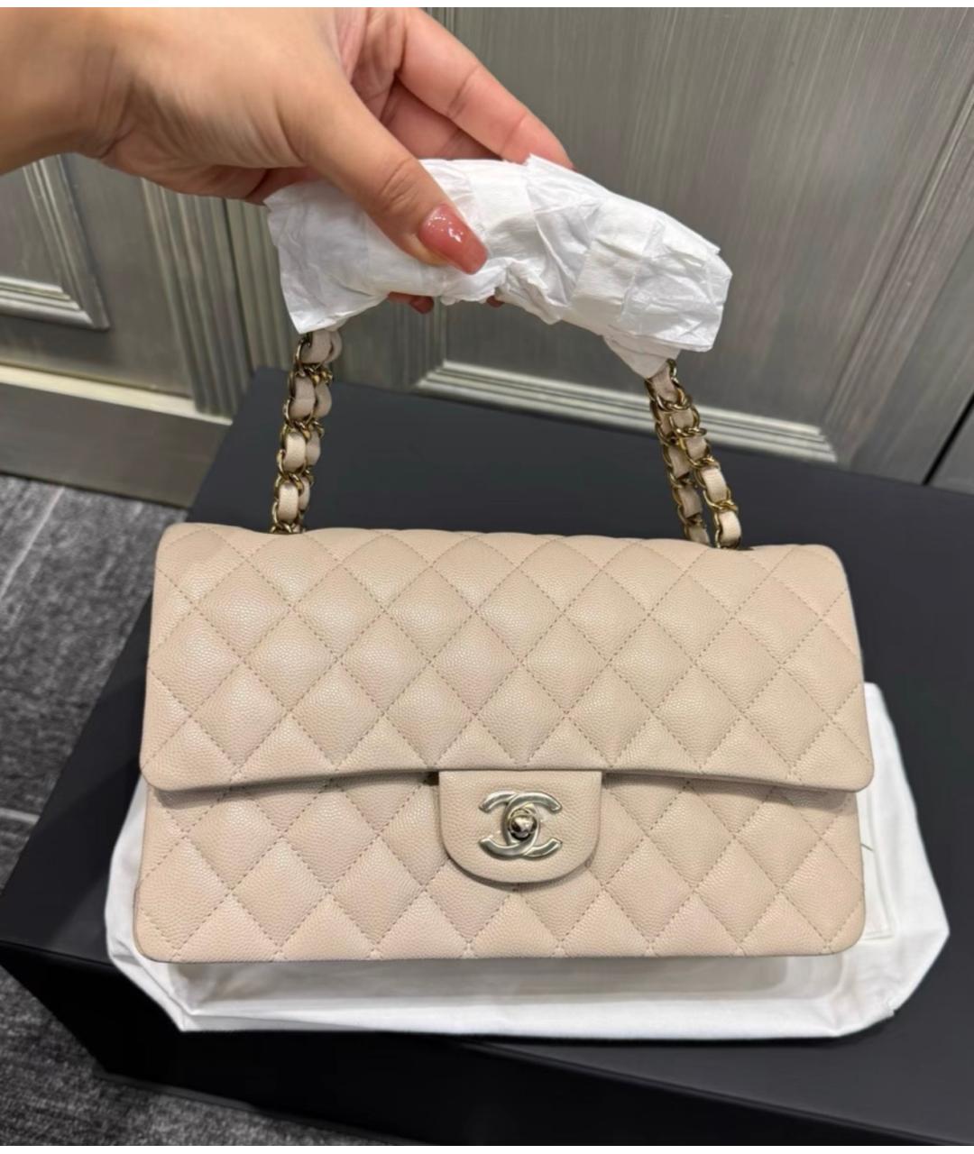 CHANEL Бежевая кожаная сумка через плечо, фото 6