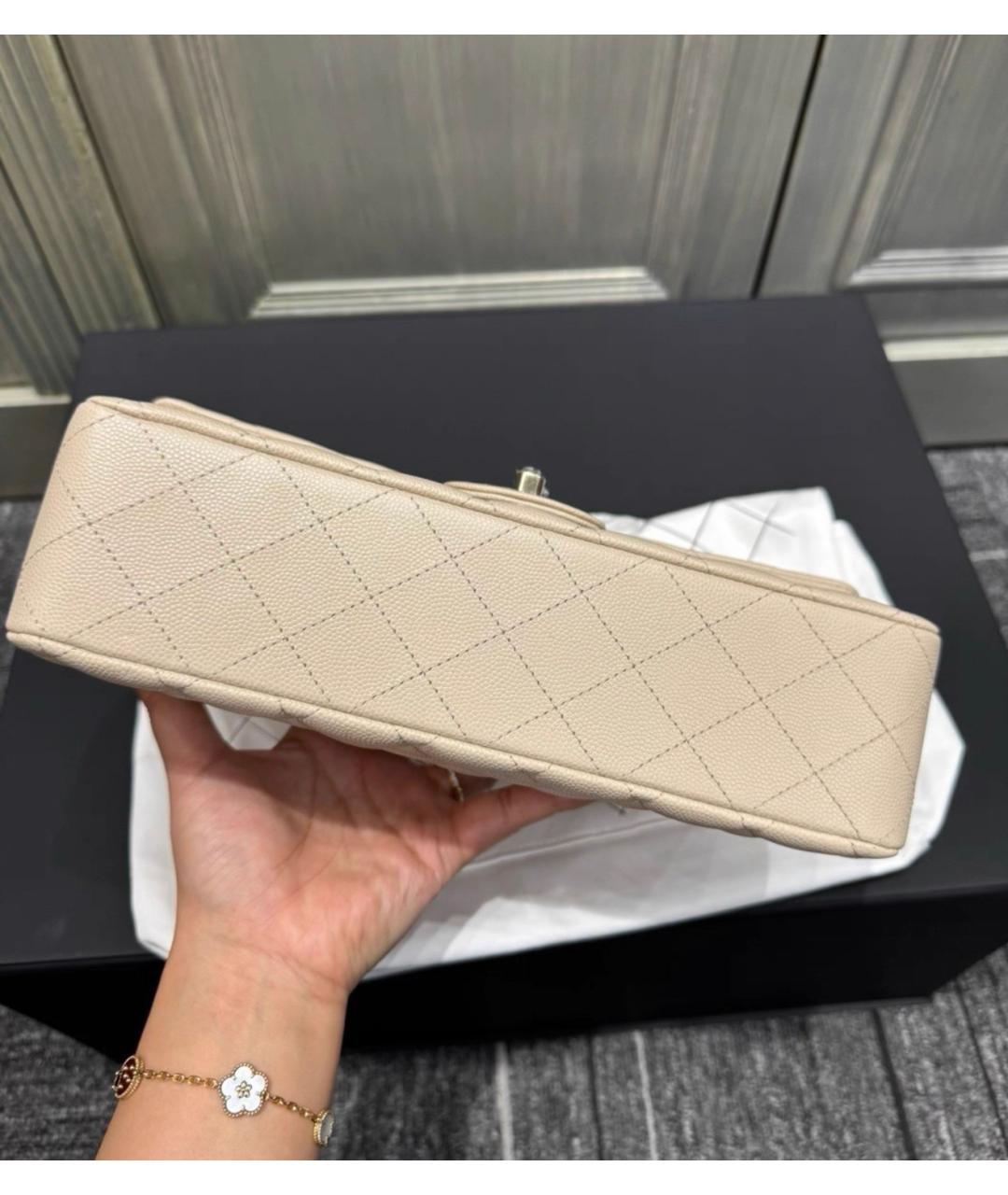 CHANEL Бежевая кожаная сумка через плечо, фото 3