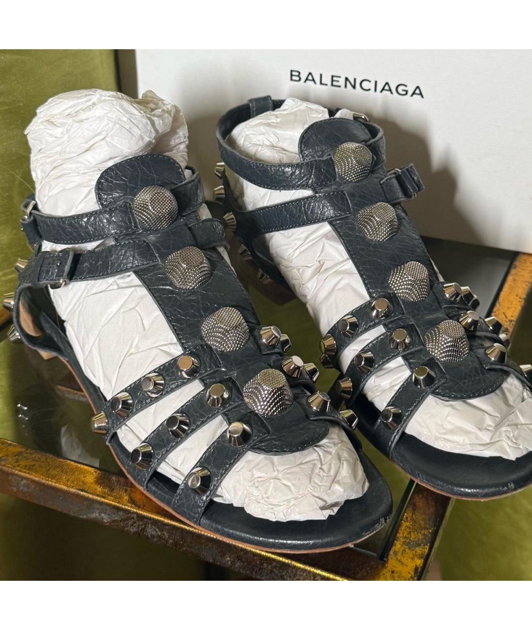 BALENCIAGA Антрацитовые кожаные босоножки, фото 3