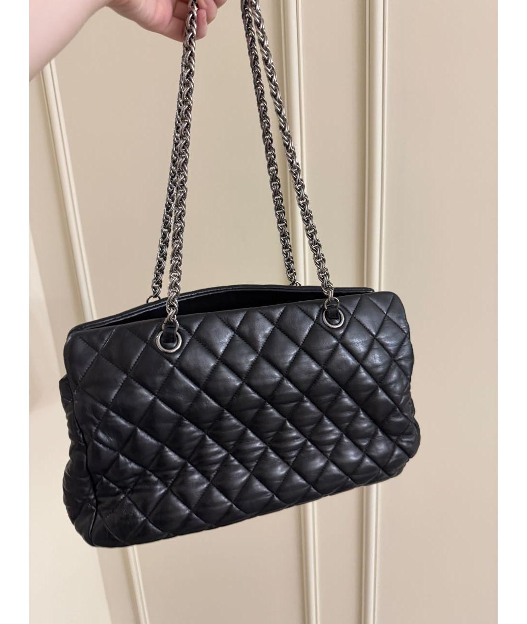 CHANEL Черная кожаная сумка тоут, фото 3