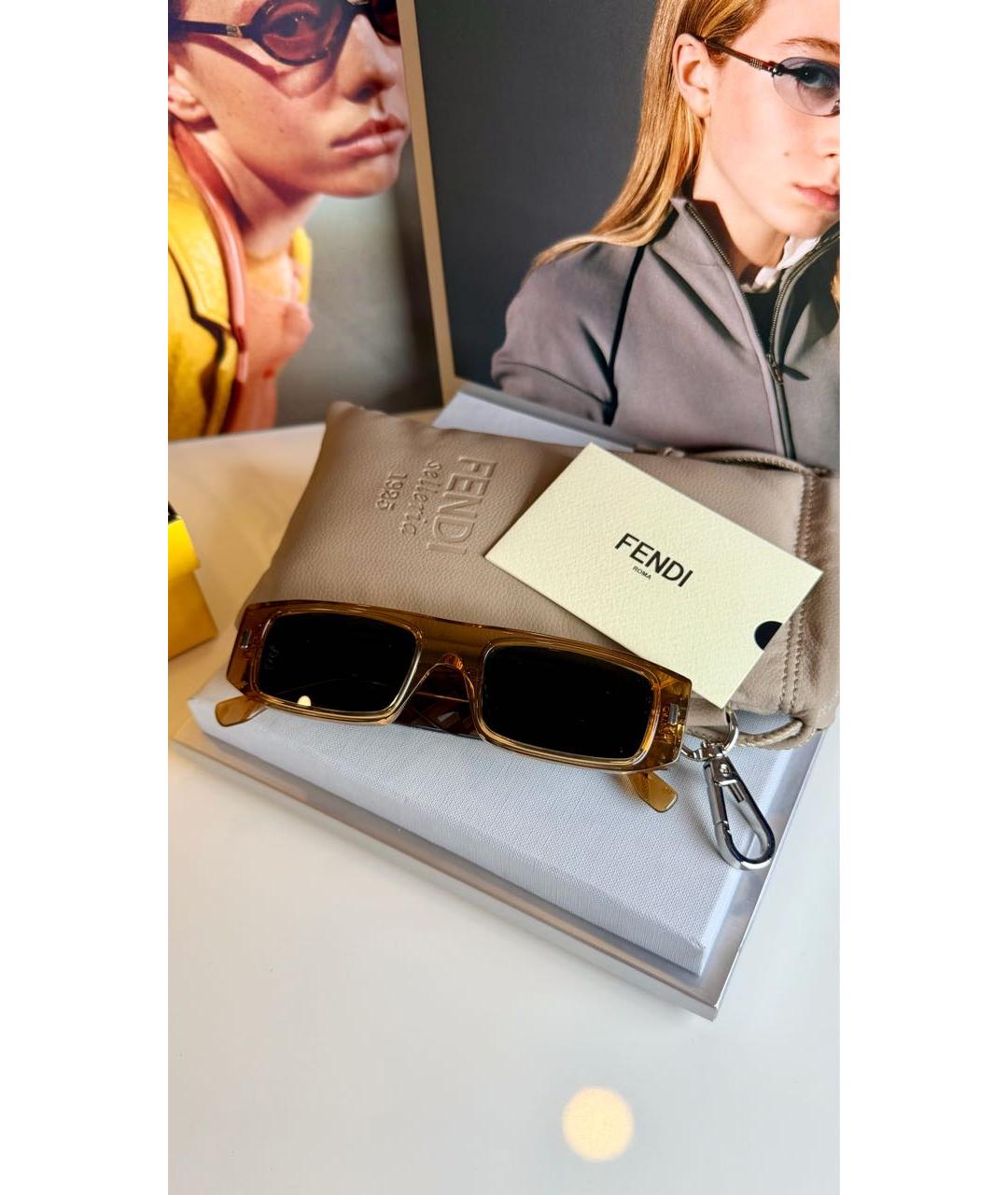 FENDI Коричневые пластиковые солнцезащитные очки, фото 7