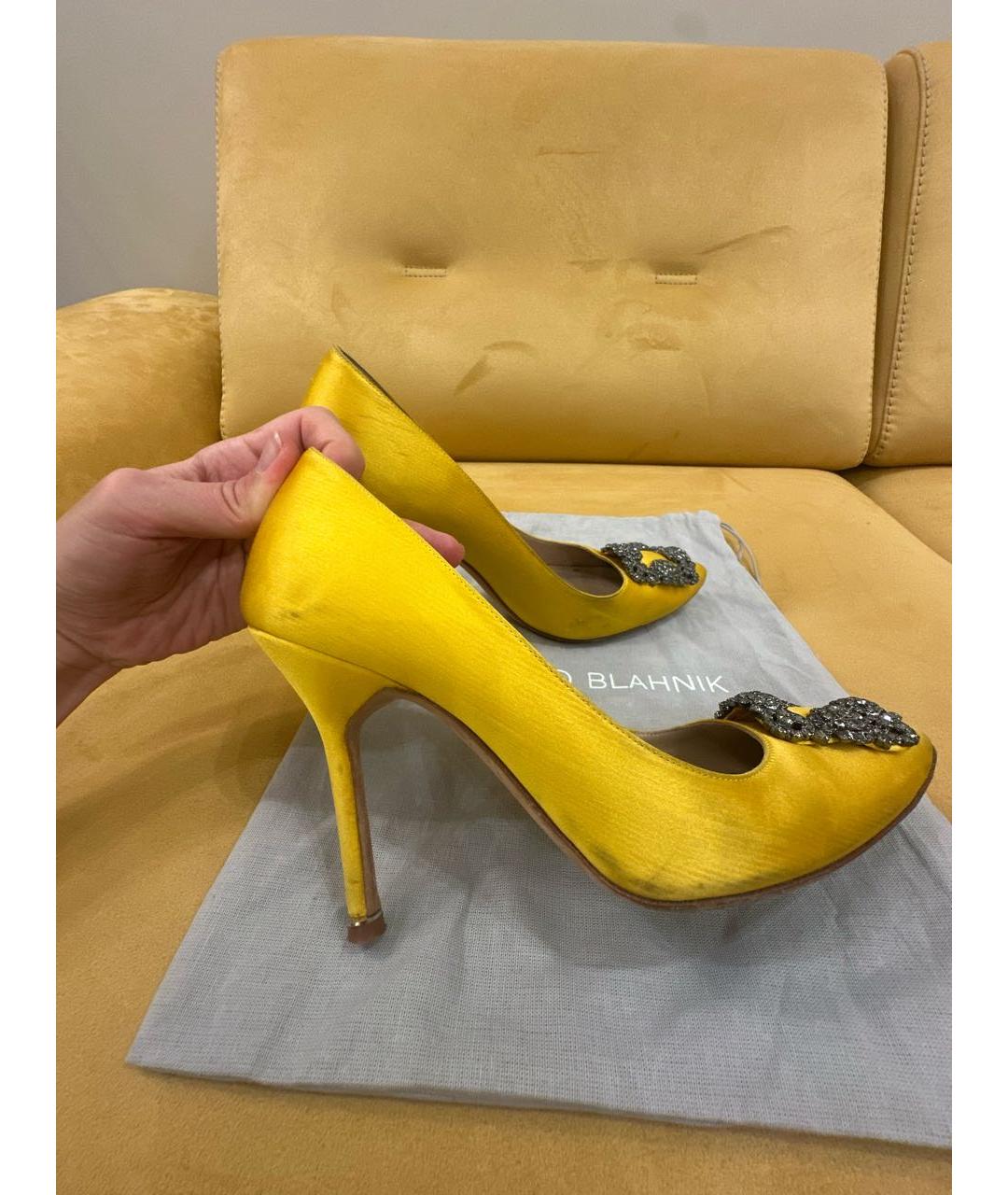 MANOLO BLAHNIK Желтые текстильные туфли, фото 8