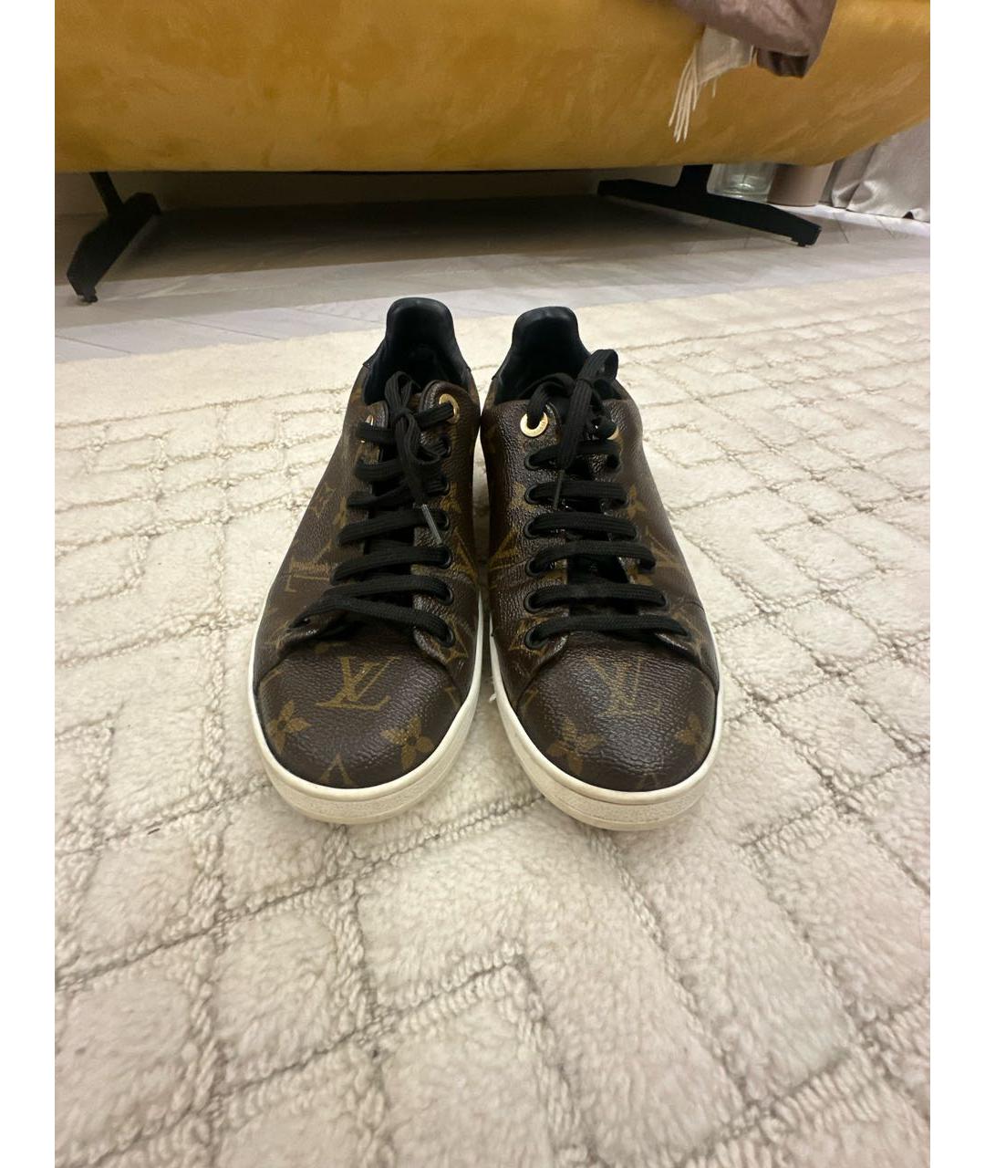 LOUIS VUITTON Коричневые кожаные кеды, фото 2